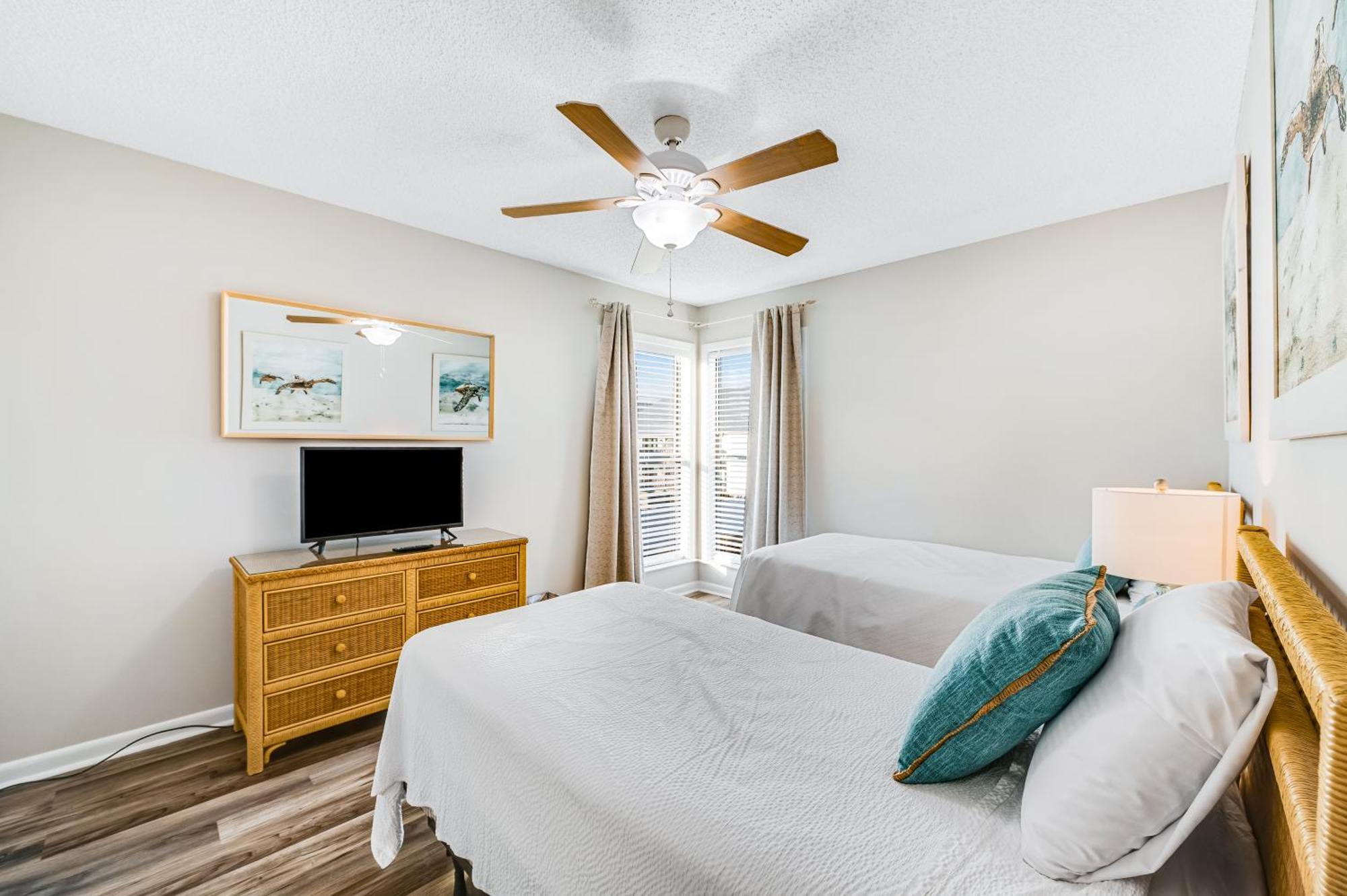 Cotton Bayou 4H Orange Beach Bilik gambar